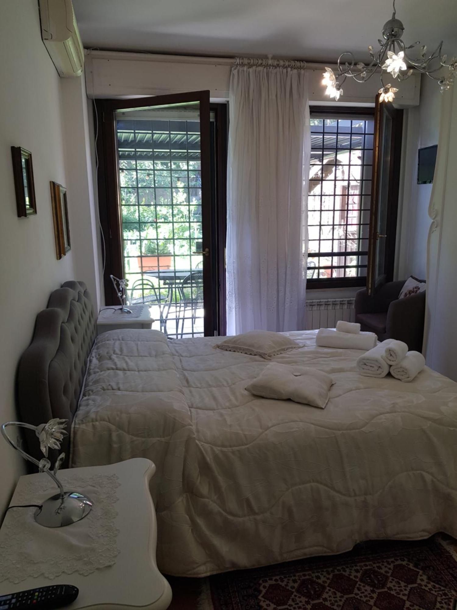Eur Charme Apt&Garden Rome Exterior photo